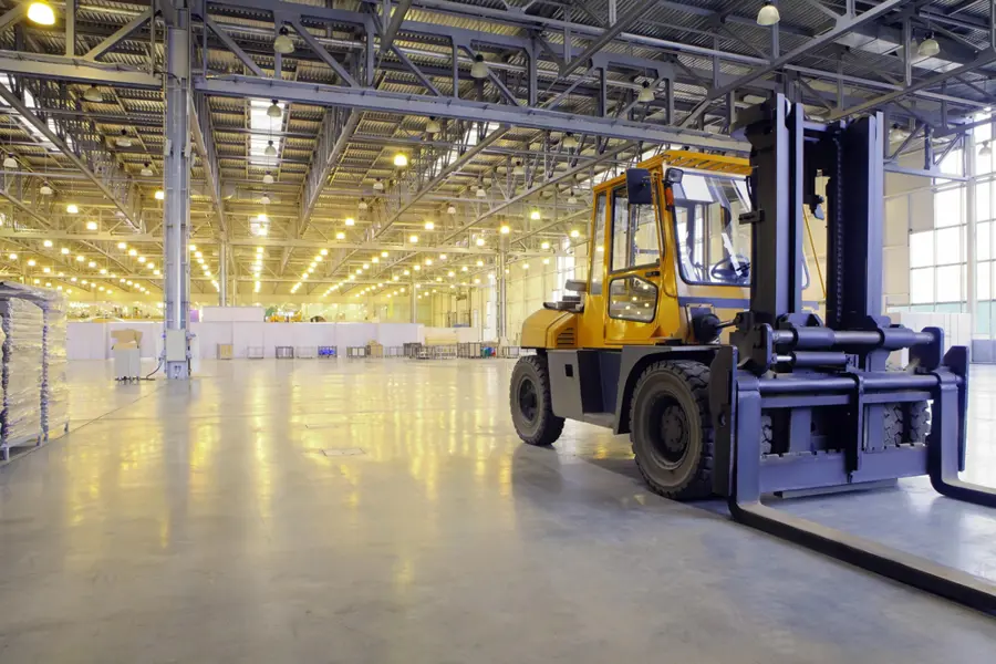 Pallets Lifts & Forklifts